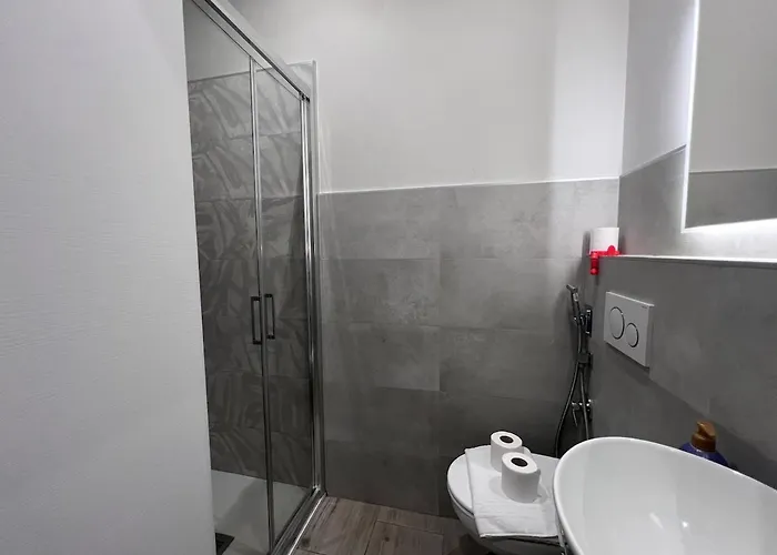 Mole Antonelliana - Giardini Reali - Centro - C2